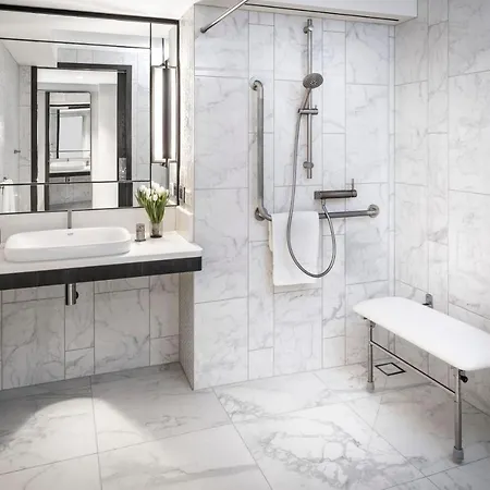 Cordis, Auckland By Langham Hospitality Group Hotel Exterior photo A wet room