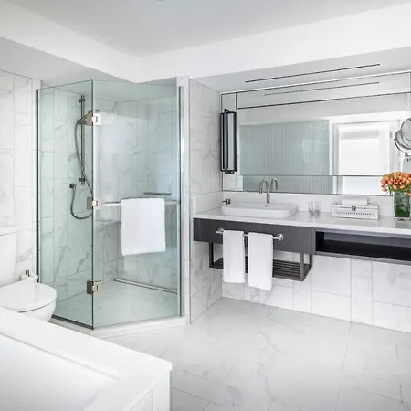 Cordis, Auckland By Langham Hospitality Group Hotel Exterior photo A modern bathroom